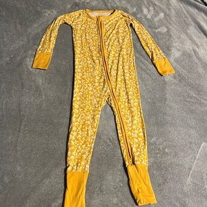 Little Sleepies -2T Zippies Yellow Flowers